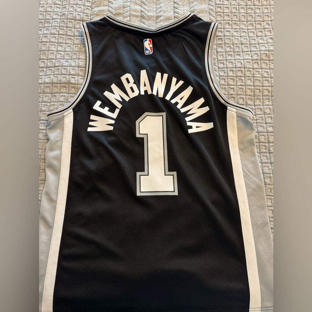 Fanatics Black and Gray Wembanyama Spurs Jersey